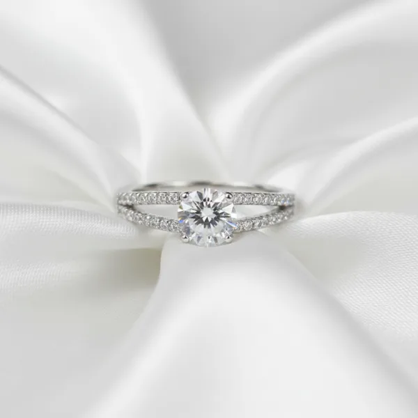 Split-Shank Round Solitaire Ring