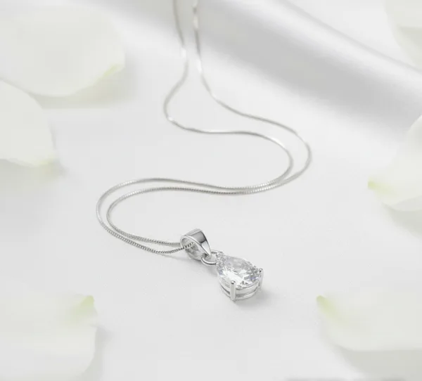 The Dewdrop Pendant